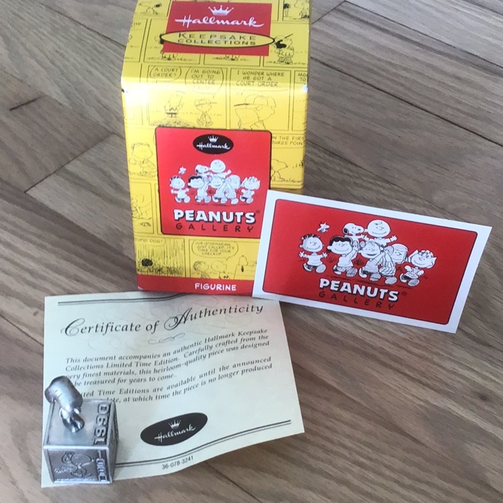 Hallmark Keepsake Collection. Five Decades of Snoopy. QPC4001. New in box.